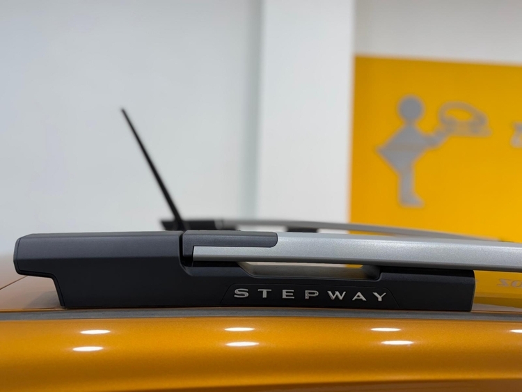Dacia Sandero Stepway Comfort foto 14
