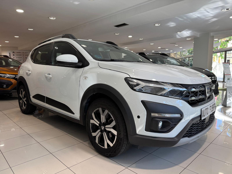 DACIA SANDERO STEPWAY CONFORT foto 2