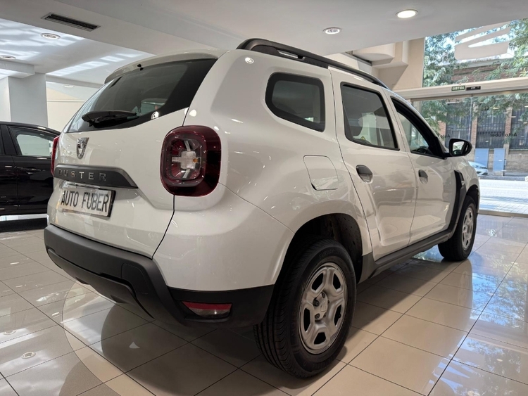 Dacia Duster Essential foto 3