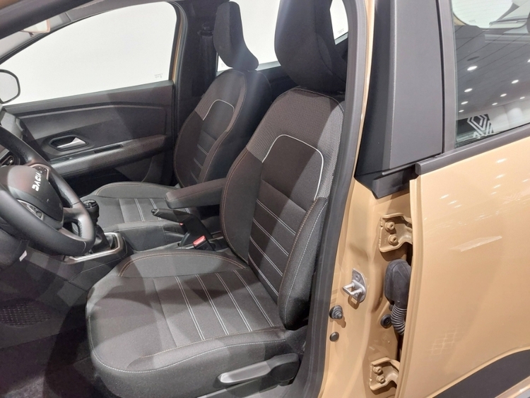 Dacia Sandero Stepway Expression Go foto 15