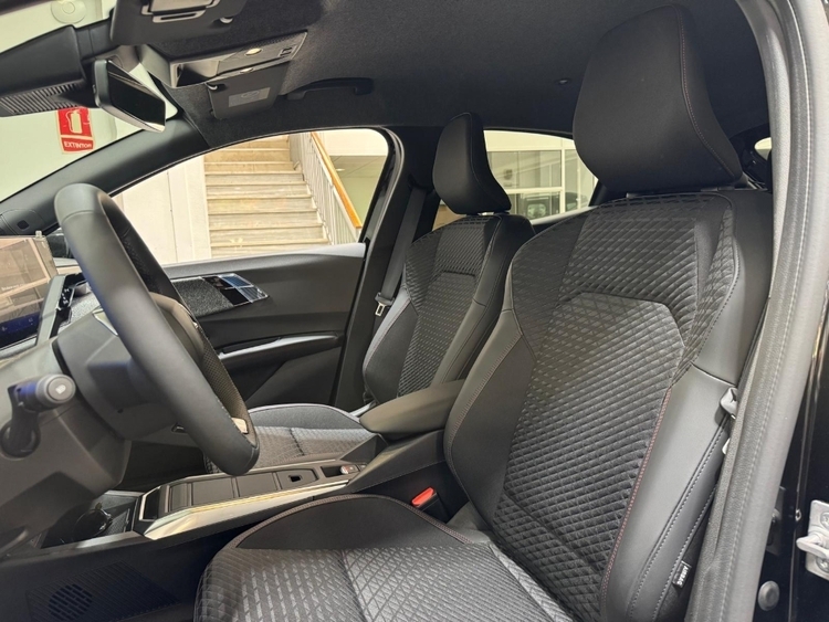 Renault Clio VI 160 E-Tech Full Hybrid Techno foto 8